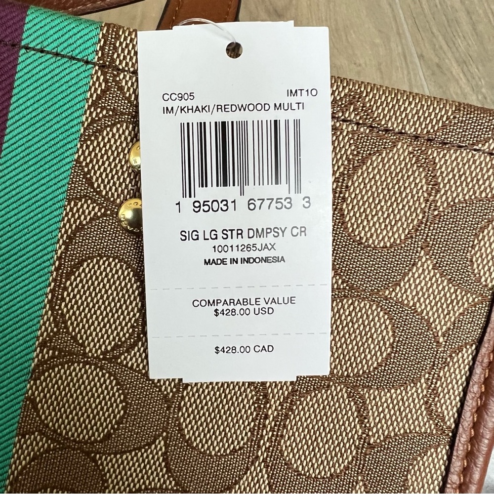 Coach Dempsey Carryall In Signature Jacquard With Stripe And Coach Patch - Picture 4 of 9